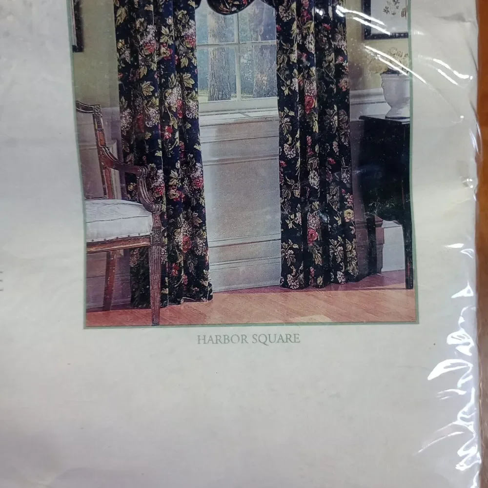 Waverly Garden Room Harbor Square Fabric Tuck Valance 72 x 18 100% Cotton Sateen
